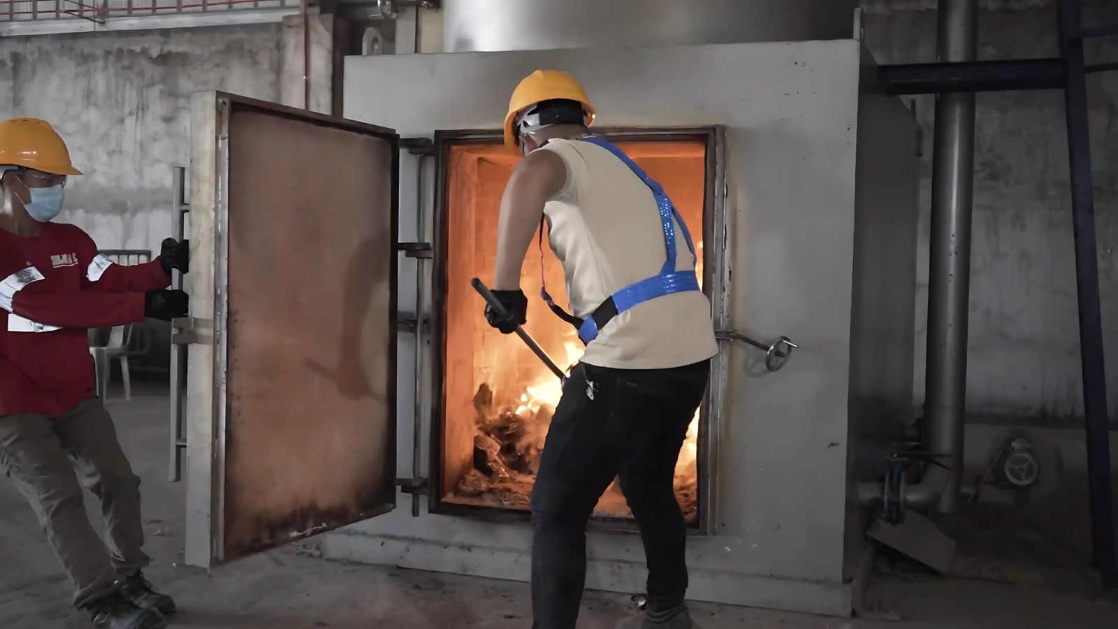 WASTE THERMAL DECOMPOSITION